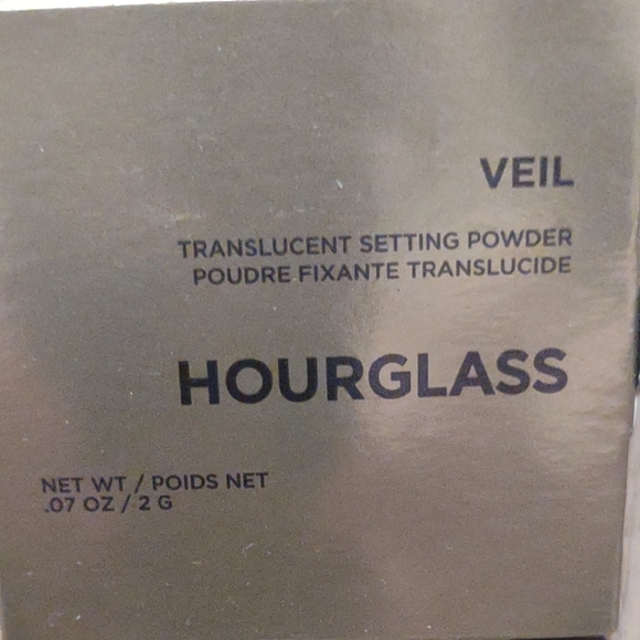 Hourglass Other - NIB Hourglass Veil Translucent Setting Powder